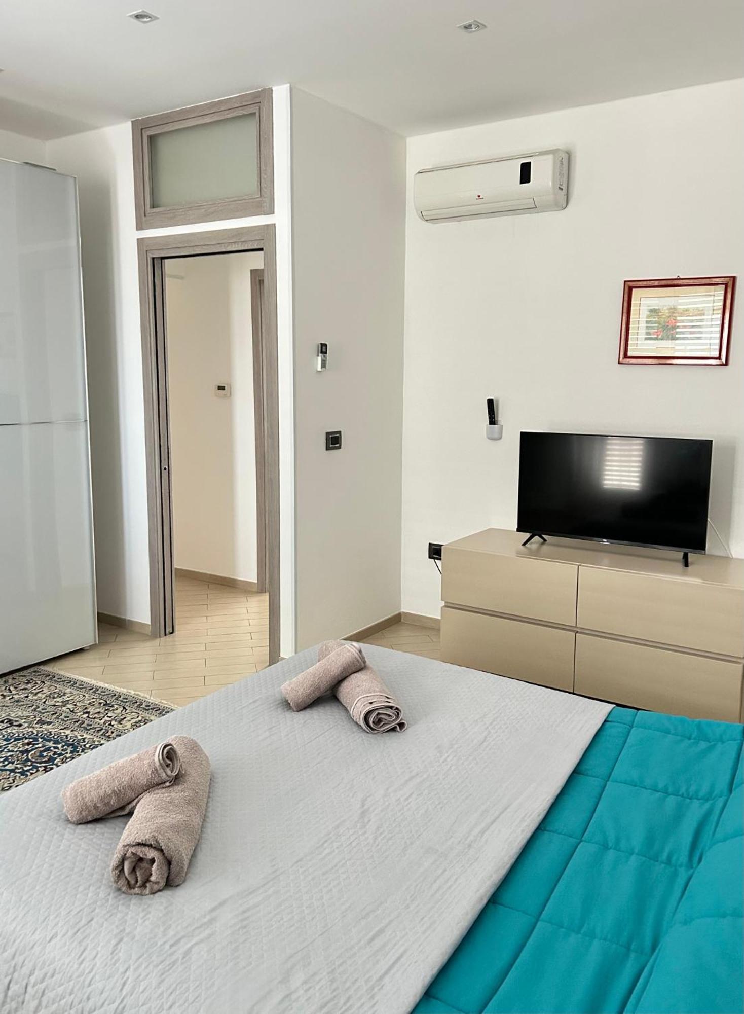 Refresh House Apartment Brindisi Exterior photo